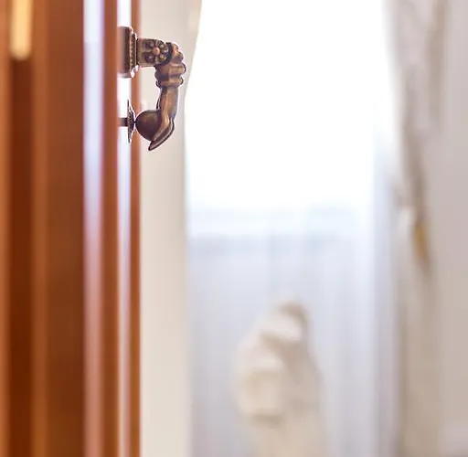 Michelle In Charming * البندقية