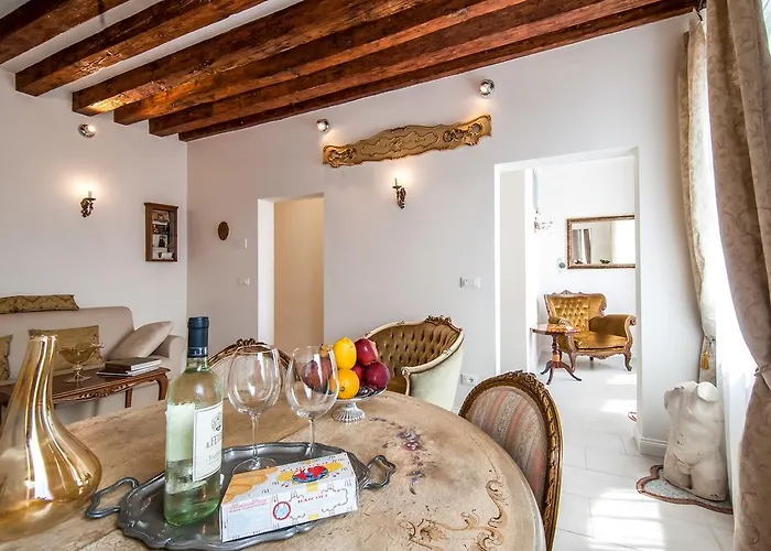 Michelle In Charming شقة