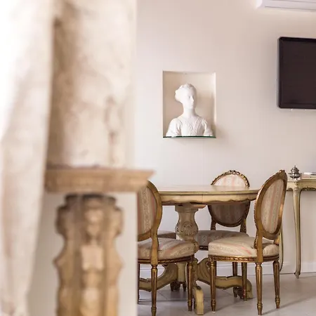 Michelle In Charming Apartamento *
